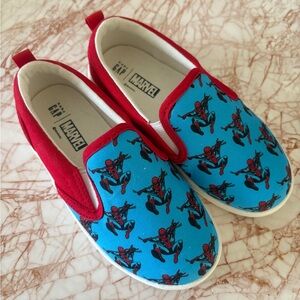 Gap Kids Spider-Man slip on sneakers